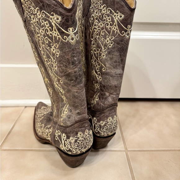 CORRAL WOMEN'S CRATER WITH BONE EMBROIDERY WESTERN BOOTS - SNIP TOE - Picture 2 of 2